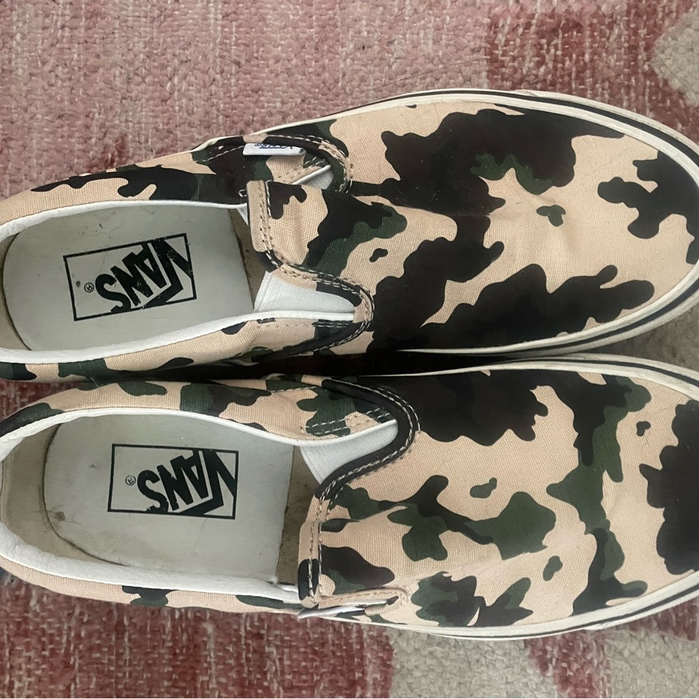 Women’s camo Vans